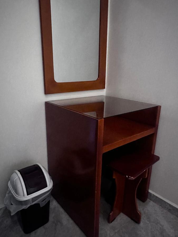 N Joy Inn Тринкомале Екстериор снимка
