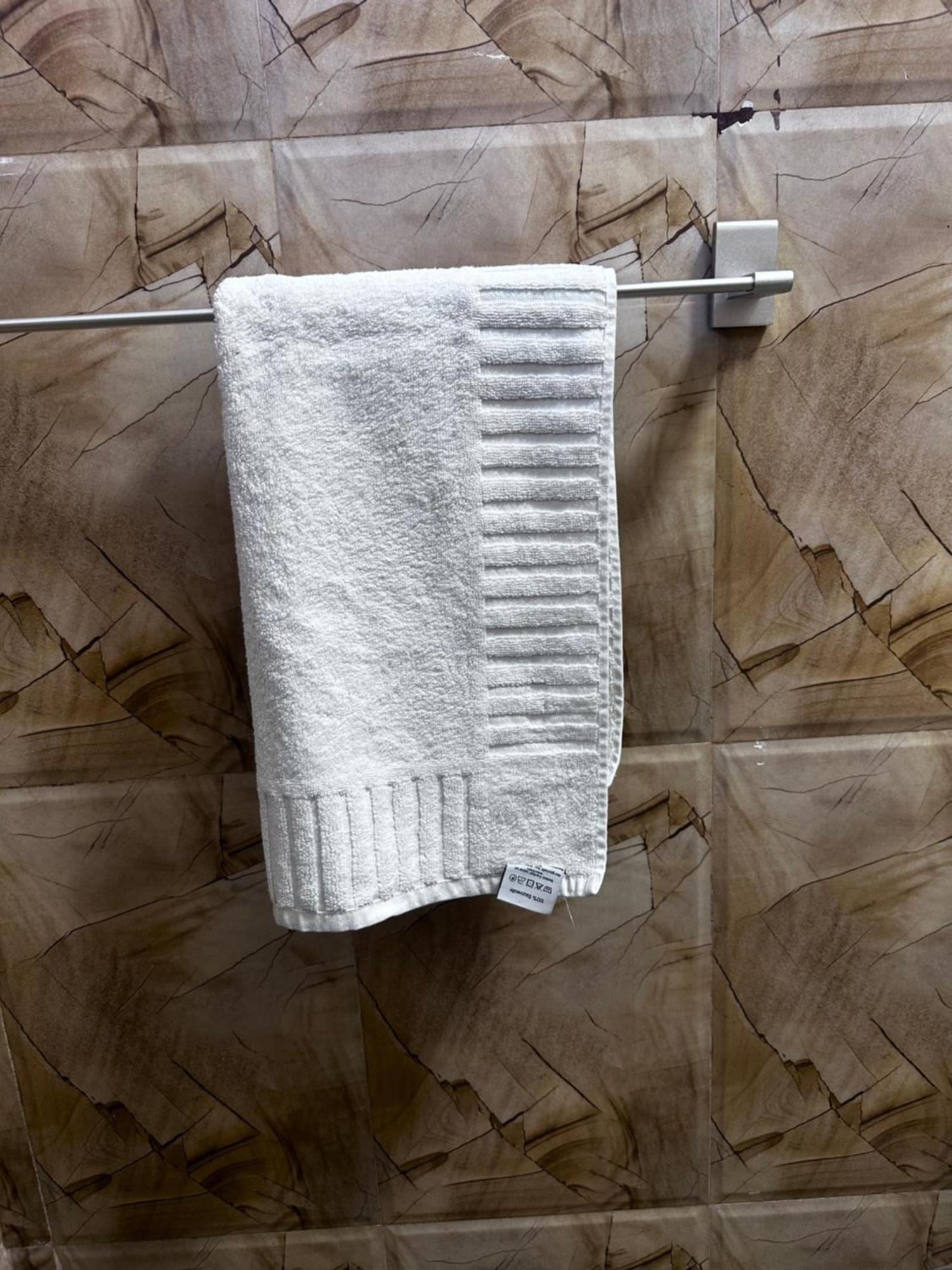 N Joy Inn Тринкомале Екстериор снимка